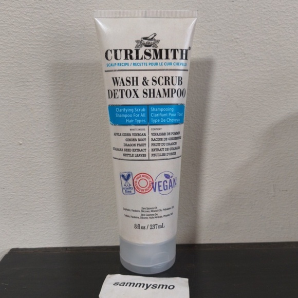 CURLSMITH Wash & Scrub Detox Shampoo, All Hair Types 8 fl oz - Picture 1 of 4